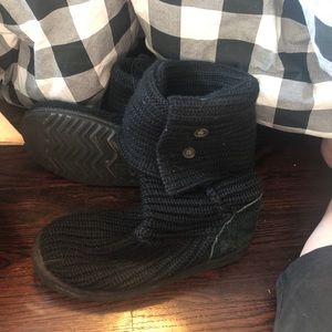 Black Knit Uggs